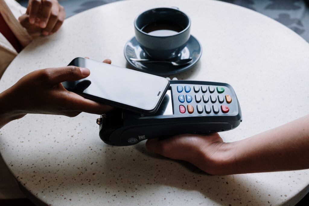 Płatność bezdotykowa za pomocą Apple Pay